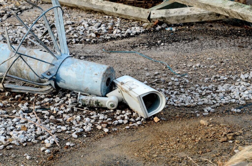 Camera de surveillance anti-vandalisme exterieure